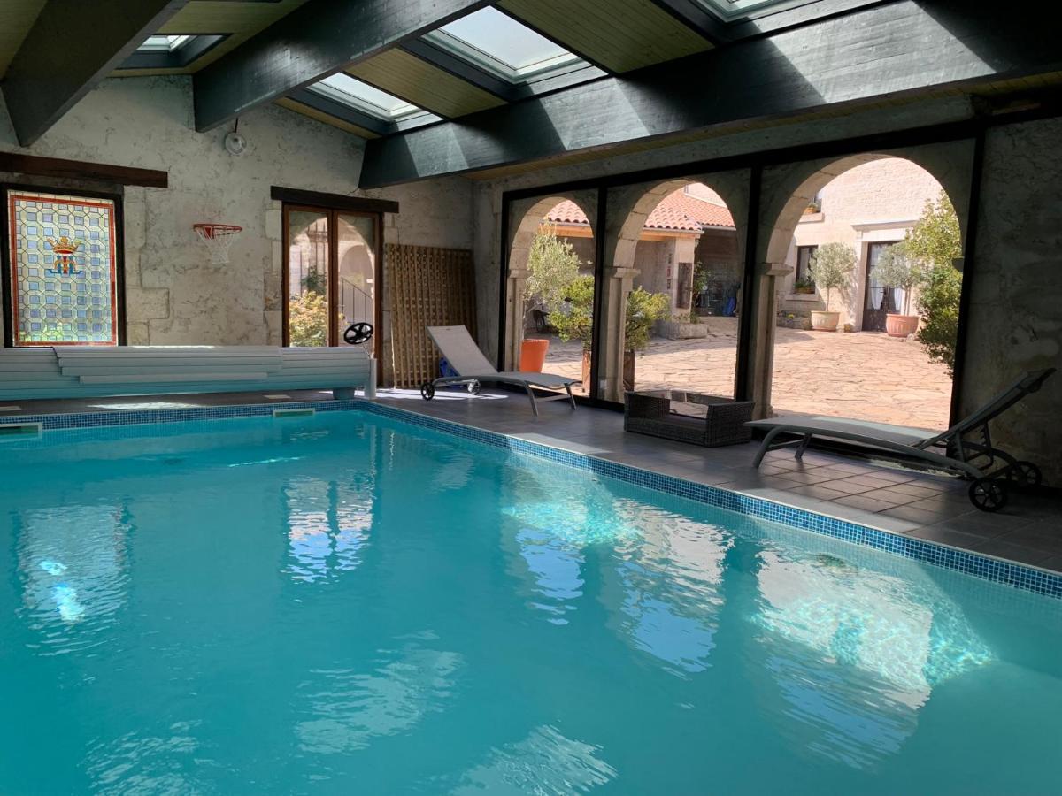 Logis De La Roche - Niort - Chauray酒店 外观 照片
